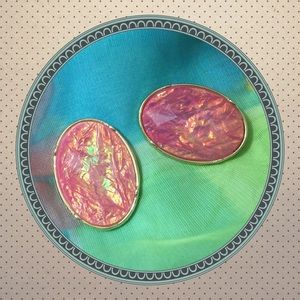 🌼 Vintage clip on earrings 🍁